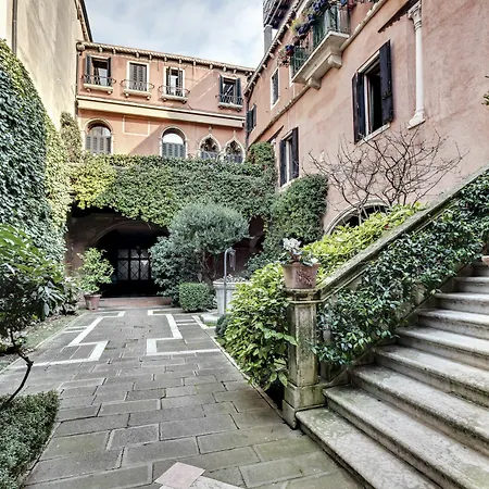 Apartament Castello *